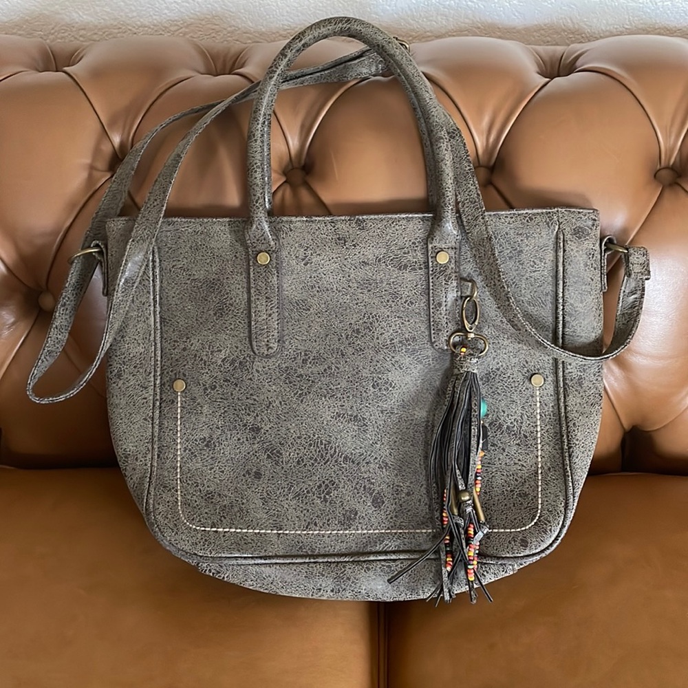 T-Shirt & Jeans Hand Bag